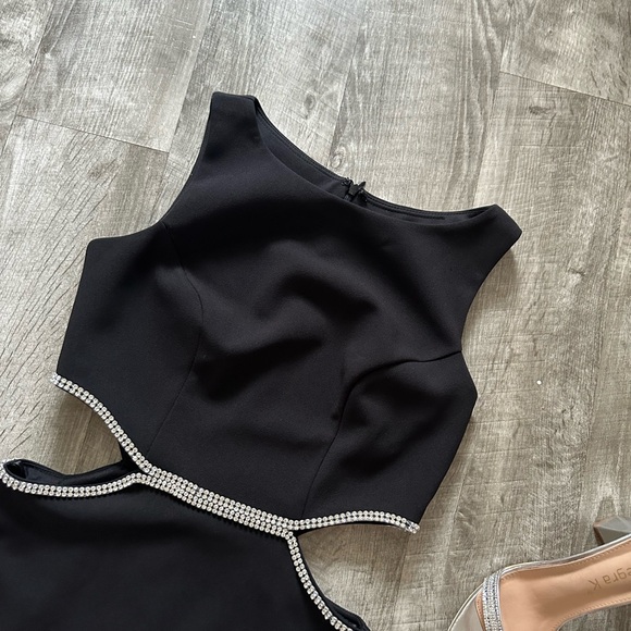 AQUA RHINESTONE CUT-OUT COCKTAIL AND PARTY DRESS SIZE M - Picture 9 of 10